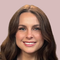 LauraM_IMG_4246-removebg-preview